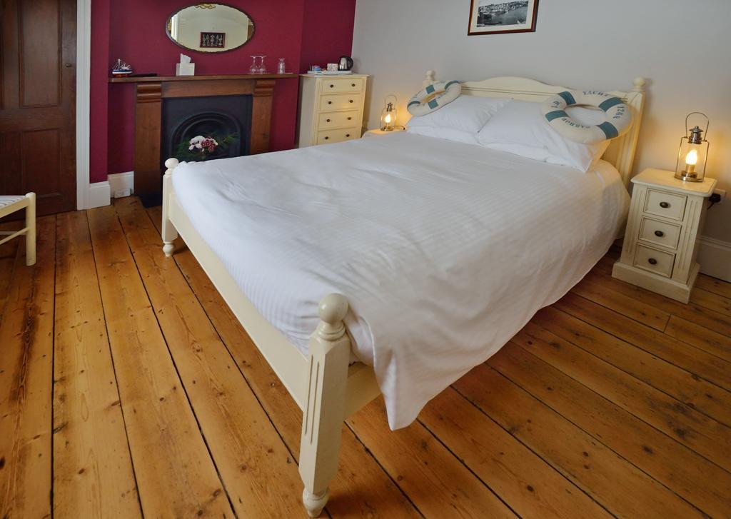 Beacon House B&B Brixham Exterior photo